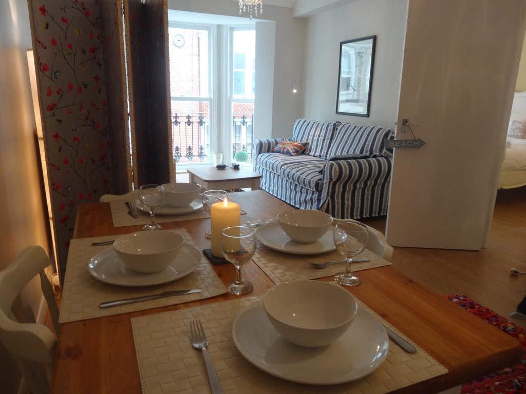 Burlington Beach Apartments Brighton ภายนอก รูปภาพ