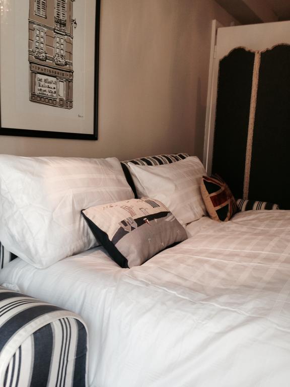 Burlington Beach Apartments Brighton ภายนอก รูปภาพ