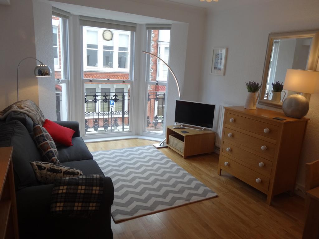 Burlington Beach Apartments Brighton ภายนอก รูปภาพ