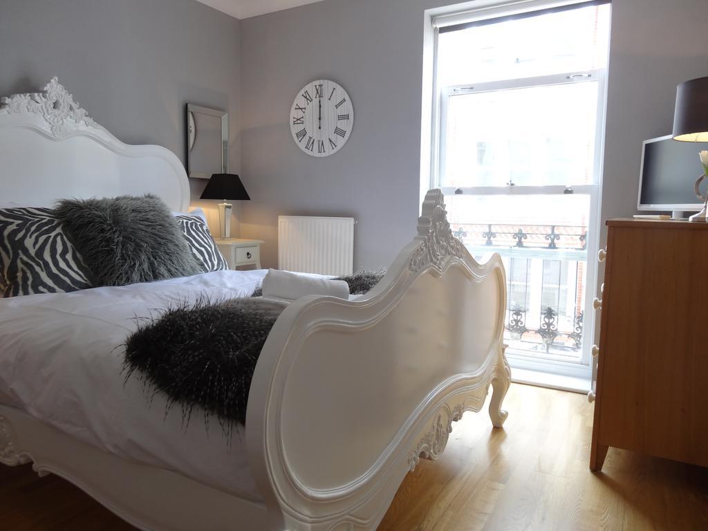 Burlington Beach Apartments Brighton ภายนอก รูปภาพ