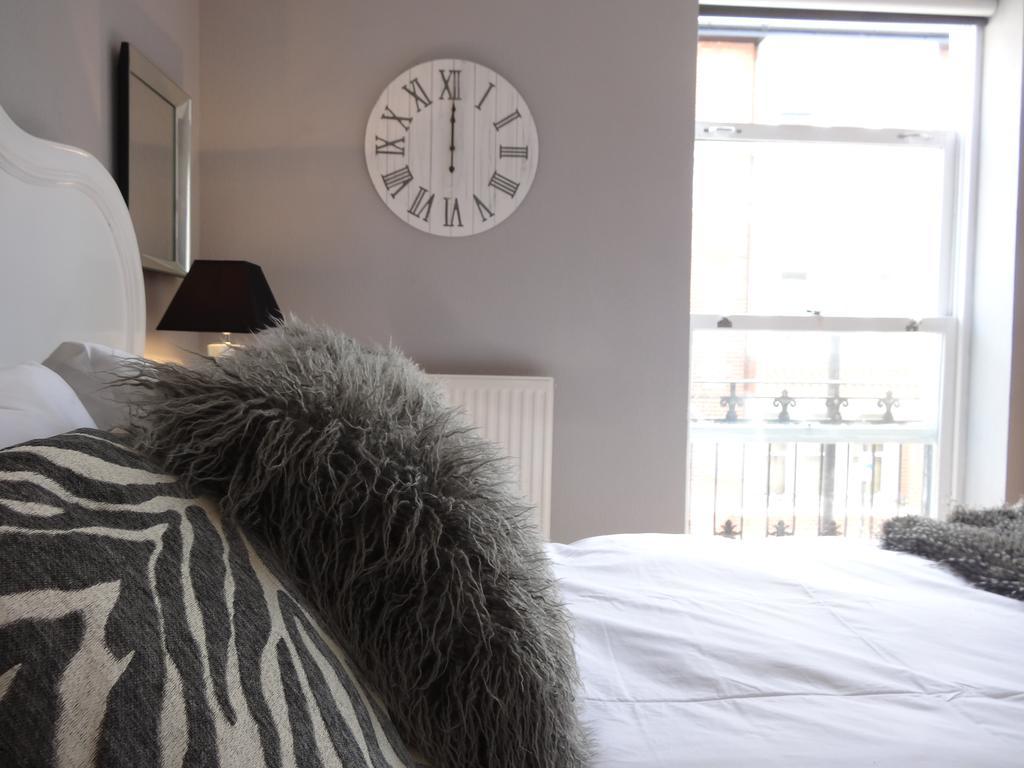 Burlington Beach Apartments Brighton ภายนอก รูปภาพ